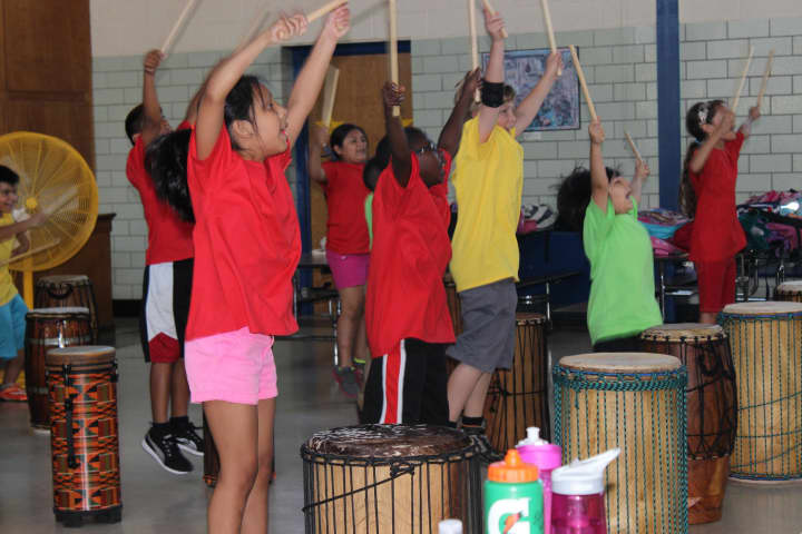 Fourth-graders in Ossing participated in a West African camp, teaching students about the region&#x27;s music.
