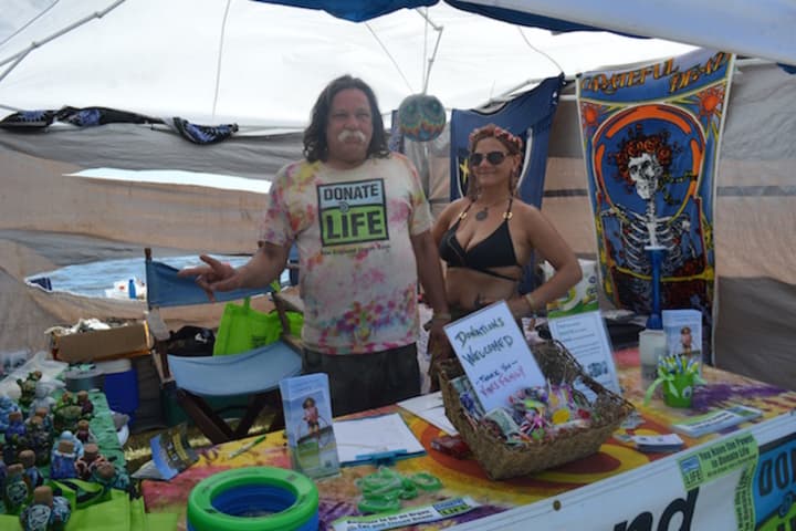 David and Diane Maxwell of the New England Organ Bank at the Gathering of the Vibes festival in Bridgeport.