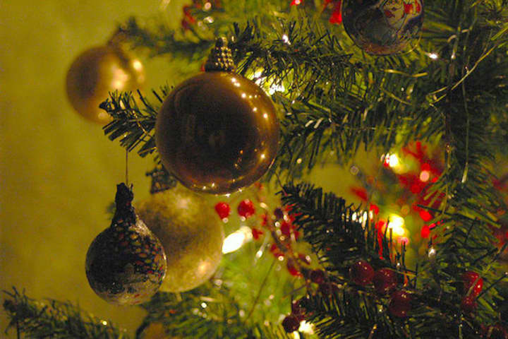 Decorating for the holidays? Greenburgh police and fire officials offer safety tips.