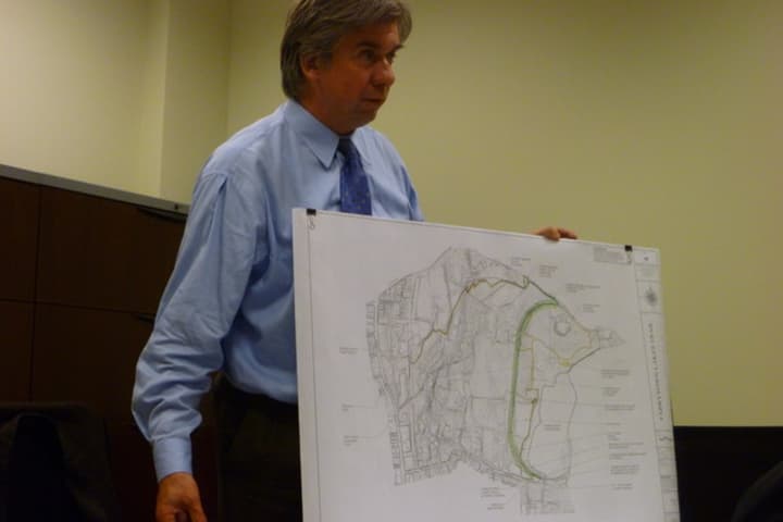 Steve Yarabek presents the Tarrytown Lakes Committee&#x27;s plans for the trail system during a board of trustees meeting in April.