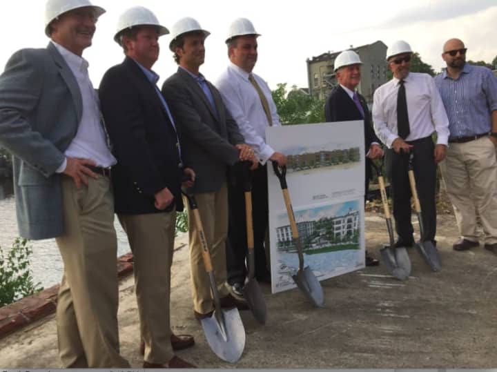 Developers and Norwalk Mayor Harry Rilling at the groundbreaking ceremony Monday for the Head of the Harbor South development.