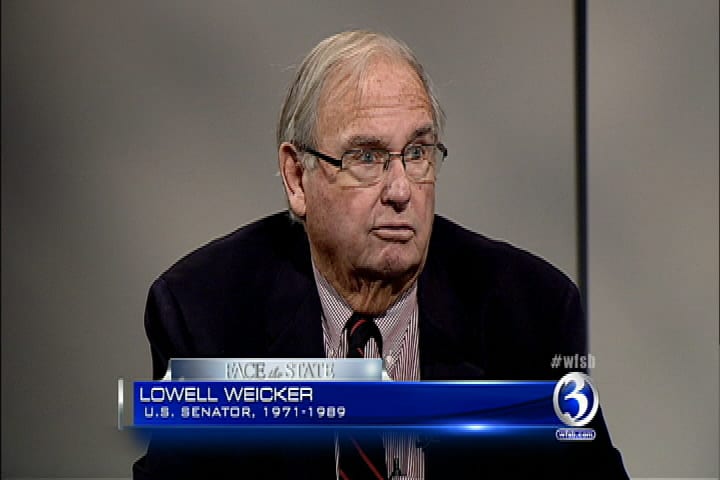 Former Connecticut Gov. Lowell Weicker has called Republican presidential candidate Donald Trump &quot;a total con man.&quot;