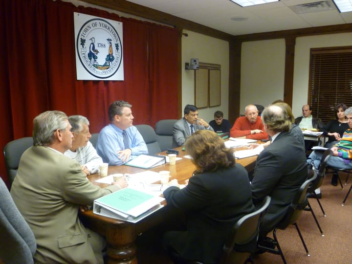Yorktown&#x27;s town board met Tuesday night with attorney Jeffrey Buss, who represented Competition Carting&#x27;s new chairman, Joe Spiezio.