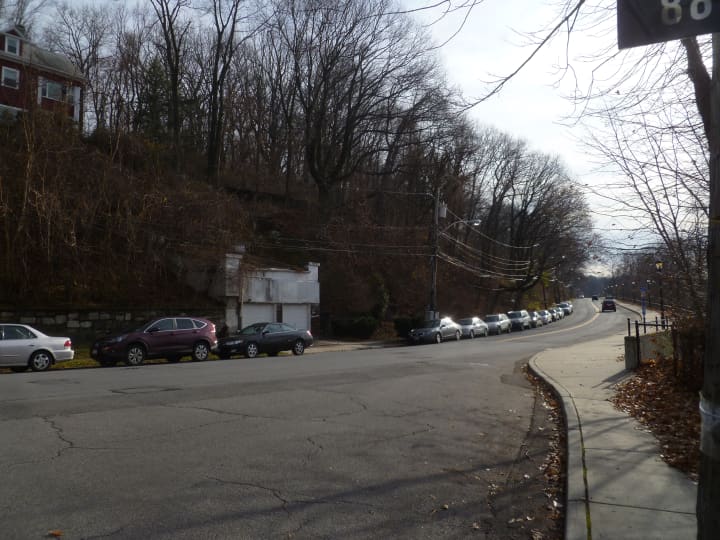 Neighbors are calling for signs or lights to be installed near this hill on Warburton Avebue, near the Yonkers/Hastings-on-Hudson border to warn drivers to slow down. 