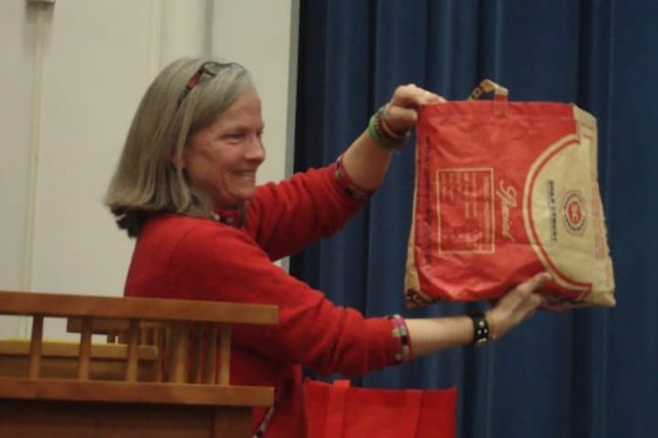 Nina Miller of Choose to Reuse in Darien urges residents to shop with reusable bags instead of plastic bags.