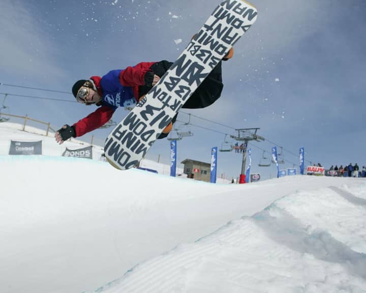 A snowboarding and skiing lesson is just one of the things happening in and around Yonkers this weekend. 