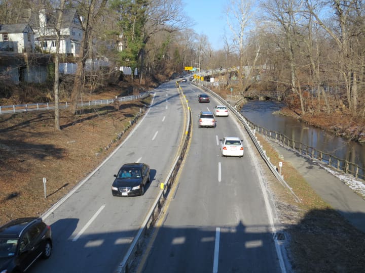 The Bronx River Parkway will close for a few minutes on Monday in Scarsdale and Greenburgh.