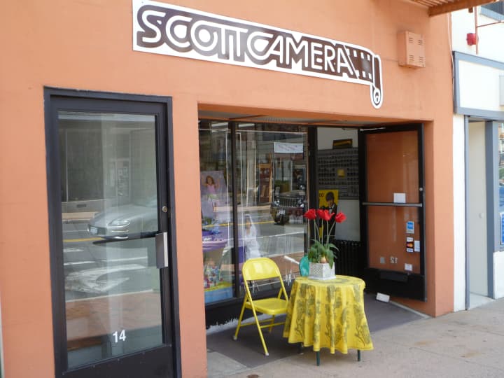 Scott Camera in Peekskill will offer seminars for DSLR camera owners this month.