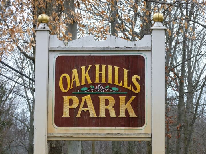The Oak Hills Park Golf Course is considering building a driving range on its property.