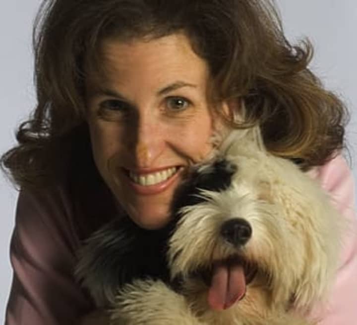 The Huffington Post picked up Katonah dog trainer Sarah Hodgson&#x27;s dog blog in late January. 