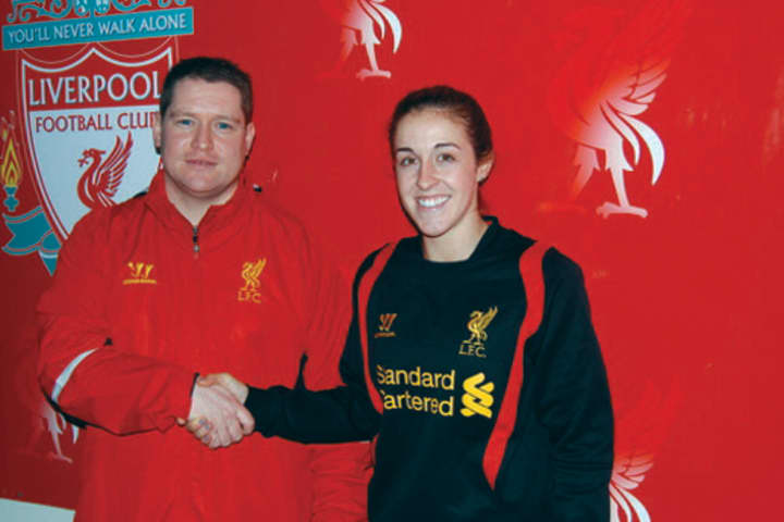 Somers&#x27; Amanda DaCosta, pictured with head coach Matt Beard, will play soccer for the Liverpool Ladies.