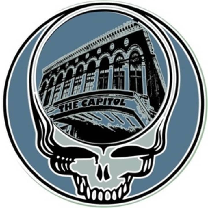 &quot;A Dose Of The Dead,&quot; a previously unreleased concert at The Capitol Theatre from 1971, will be presented Saturday night at the venue, along with a full light show. 