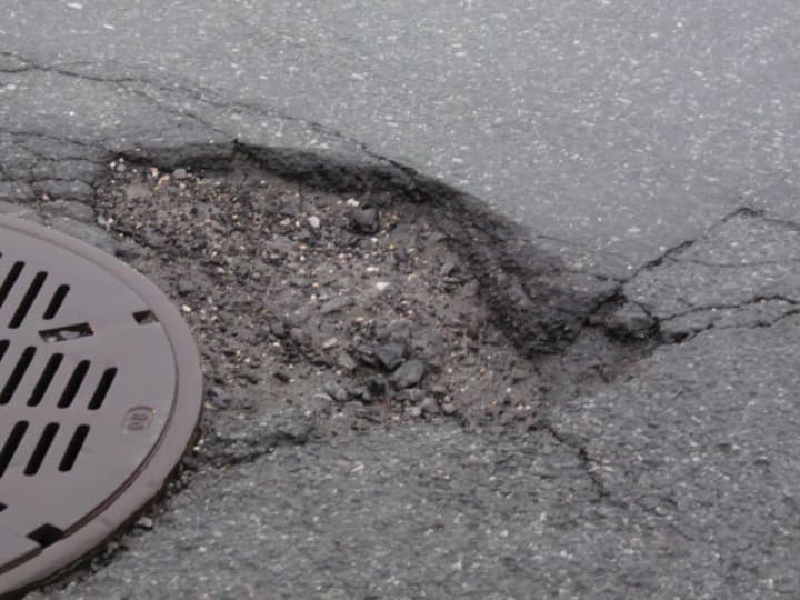 Mount Vernon DPW crews are planning to prioritize pothole repair in the coming days.