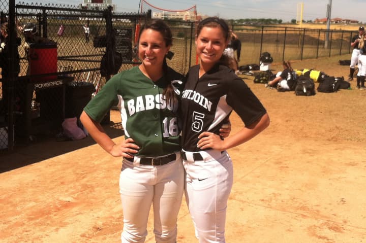 New Canaan&#x27;s Lindsey Schmid, left, and Tori Rusch  were college opponents in a game Monday in Florida. Schmid plays for Babson, and Rusch for Bowdoin.