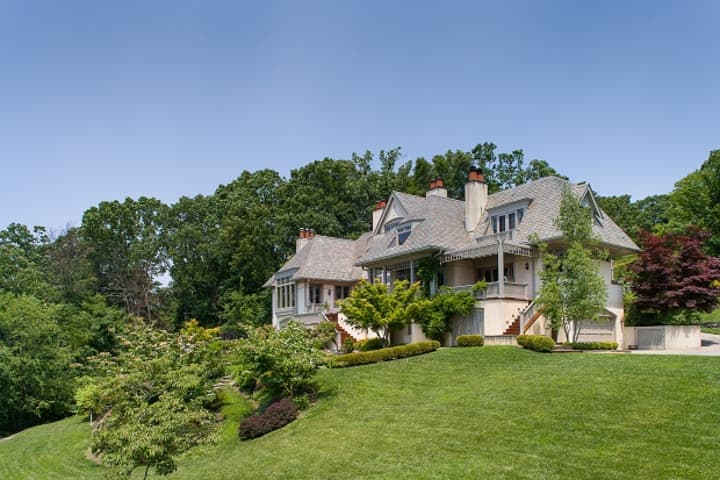 156 Tower Hill Road with Hudson River View