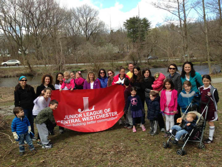 Members of the Junior League of Central Westchester (JLCW) with their families helped clean up the Bronx River.