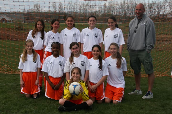 The White Plains United &#x27;02 girls soccer team reached the semifinals of the Upper 90 Tournament.