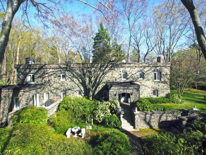 The famous sculptor Alexander Calder&#x27;s former home is on the market in Croton-on-Hudson. 