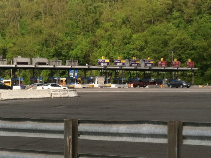 Yonkers City Council is set to support state legislation that would do away with the toll plaza along Interstate 87 in Yonkers. 