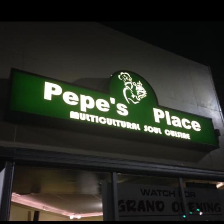 Pepe&#x27;s Place in New Rochelle is the subject of a New York Times review.