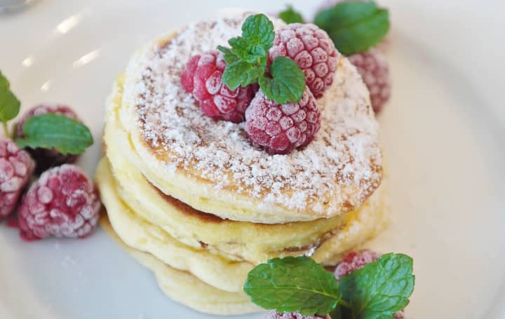 Whether you&#x27;re looking for craving pancakes or the perfect omelet here are five places to have breakfast in Southern Westchester.