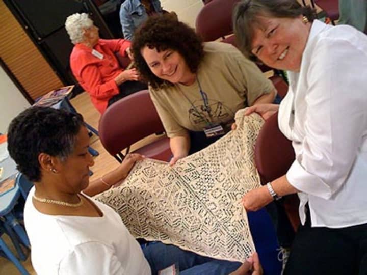 The Palisade Guild of Spinners and Weavers is meeting at the Upper Saddle River Library.