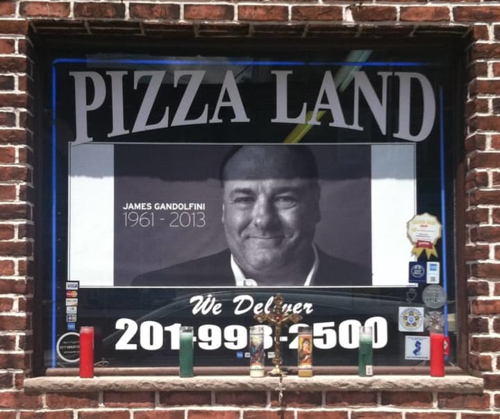 The restaurant and fans paid tribute to James Gandolfini aka Tony Soprano, when the actor died in 2013.