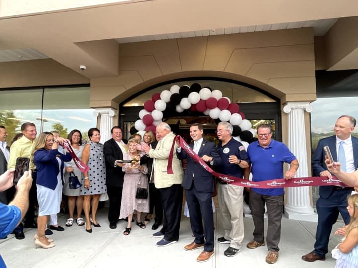 Uncle Giuseppe’s Marketplace celebrated the grand opening of the larger location on Friday, Aug. 26.