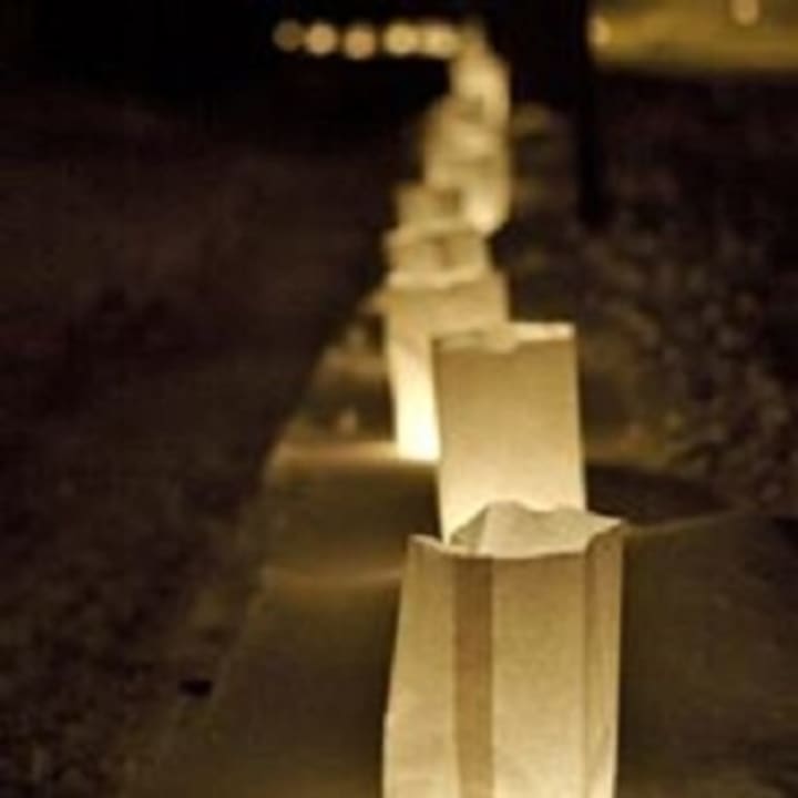 Ridgewood Gold Star Mother&#x27;s Day Committee invites everyone to take part in honoring Gold Star families with a ceremony and luminary display on Sept. 25.