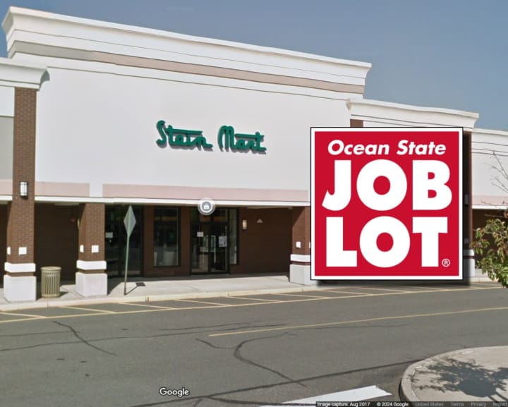 The former Stein Mart location in Holmdel, NJ, which will be replaced by Ocean State Job Lot.