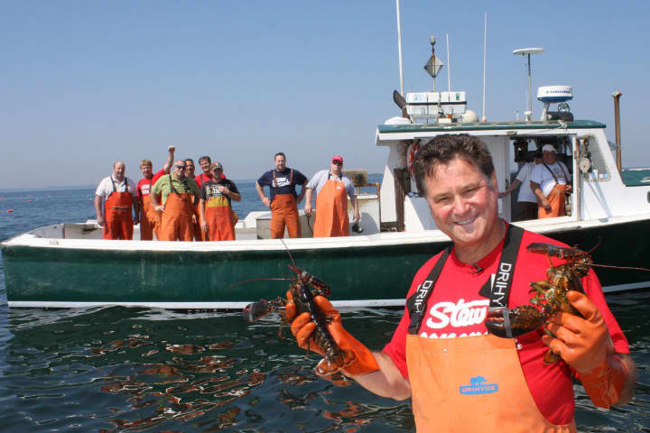 In just a few short hours, lobsters are transported from the docks of Maine to Stew Leonard&#x27;s stores across the area.