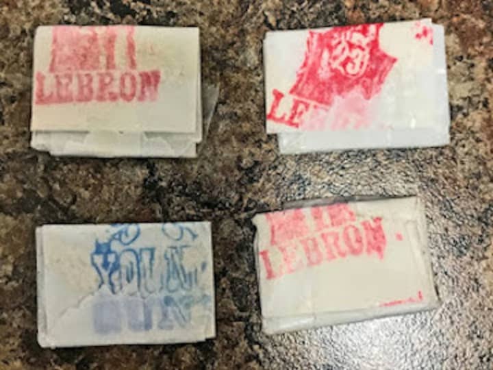 What the tainted heroin packaging looks like.