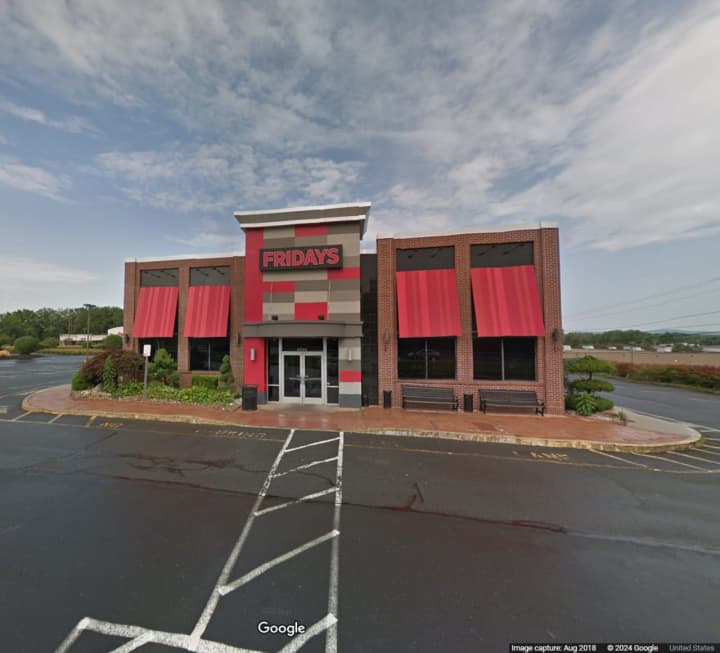 A now-closed TGI Fridays restaurant in Newington, CT.