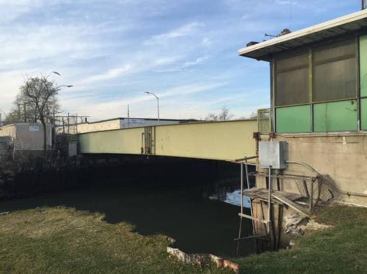 The Fulton Avenue Bridge that connects Mount Vernon and Pelham is in need of repairs.