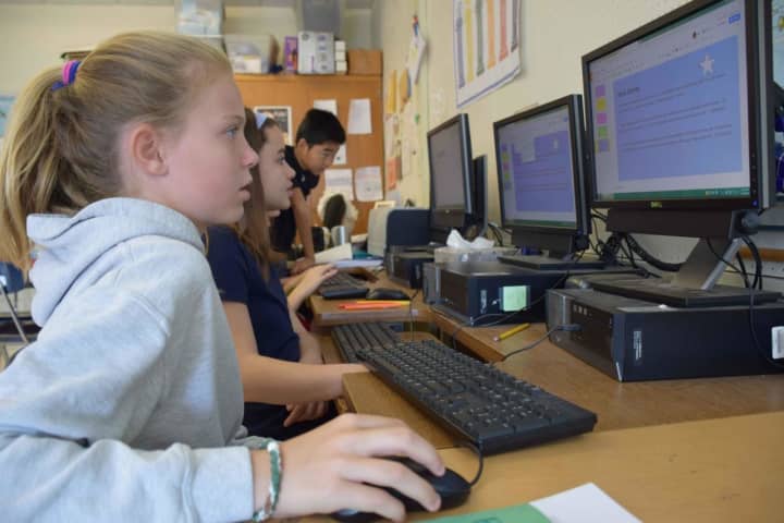 Fifth-graders at Bronxville Elementary School have developed websites and created public service announcements to spread awareness about a variety of social issues they’re passionate about and make a positive change in their communities.