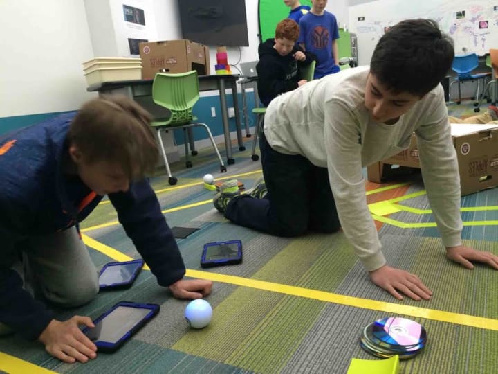 Bronxville Middle School students programmed robots and created programs that tested their problem-solving, critical thinking and innovation skills during an afterschool “Boys Code Night” session.