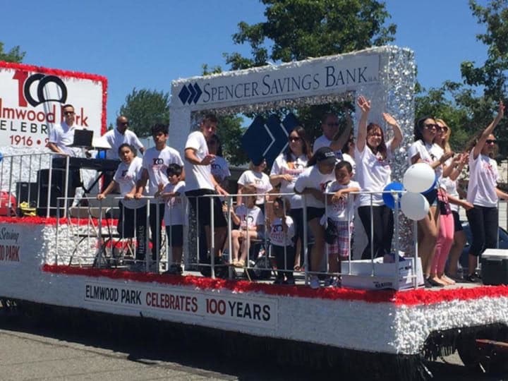 Spencer Savings Bank was one of the float entries