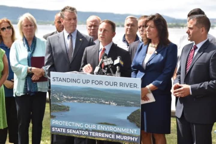 Westchester County Executive Rob Astorino applauded the extension of the deadline for written comment on the Riverfront barge anchorages.