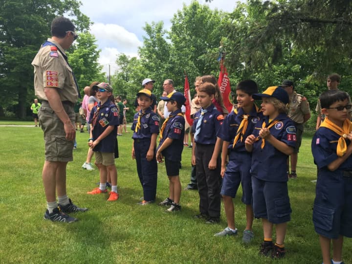 Lewisboro Cub Scouts will help at Friday&#x27;s pancake breakfast for veterans.