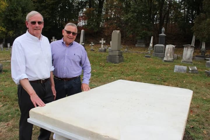 Historical Society president Robert Murphy and Mayor Randy Casale admire that newly restored grave marker of American jurist James Kent at St. Luke’s Cemetery in Beacon.