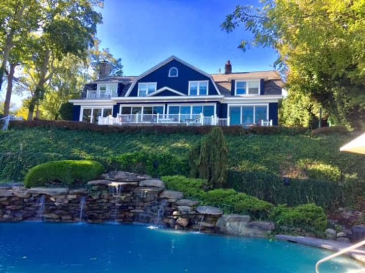 The main house of five for sale by Rosie O&#x27;Donnell.