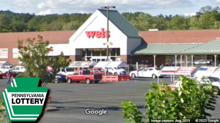 Weis Markets, 61 Kings Plaza, Oley
  
