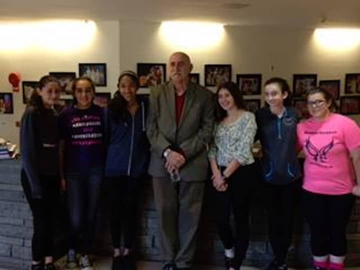 Holocaust survivor Jack Trompetter spoke to Eastchester Middle School students.