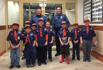 Wanaque Lt. Angelo Calabro, Officer Louie Montegari with Tiger Den 7 of Pack 132.