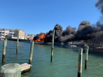 Wildwood boat fire May 1, 2021.