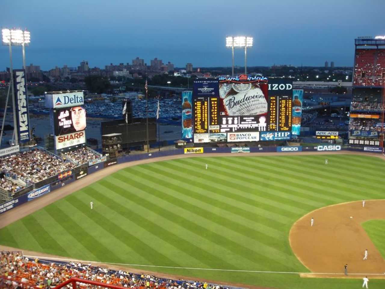 Shea Stadium. Former Mets and Phillies great Lenny Dykstra will have a book signing in Northvale.