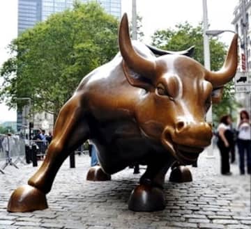 An Orange County foundry has been tasked with repairing the Charging Bull that was damaged on Wall Street.