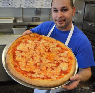 Ed Duli of Toscana Pizza in Allendale.