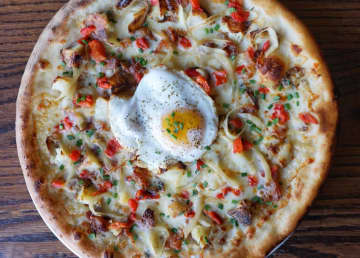 A fried egg is ok but no ranch dressing on pizza for New Yorkers.