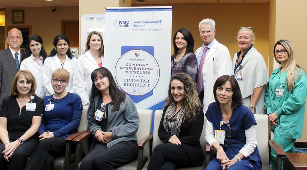 Drs. Arvind Agarwal and Cary Hirsch, co-directors of the Active International Cardiovascular Institute at Good Samaritan Hospital, with the Coronary Intervention team celebrate the Healthgrades award.